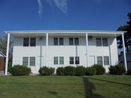 1 BR, 1 BA, $860