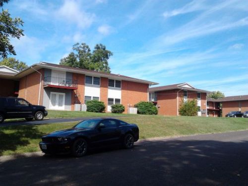 2 BR, 2 BA, $980