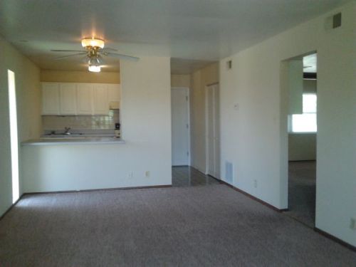 2 BR, 2 BA