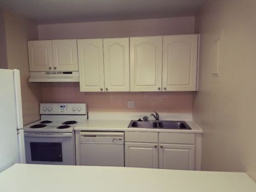 2 BR, 2 BA