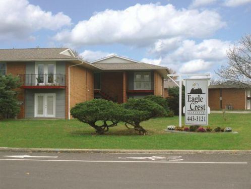 2 BR, 2 BA, $925
